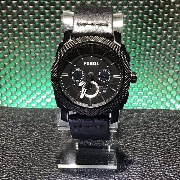 Fossil Machine on Leather - Picture 1 of 6